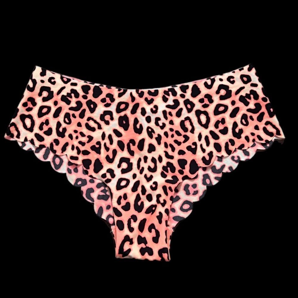 Victoria’s Secret Pink Seamless No Show Cheekster Panty animal print orange S